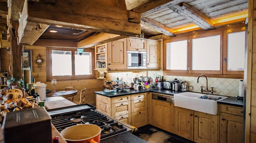 Chalet Susabel Kitchen Counters