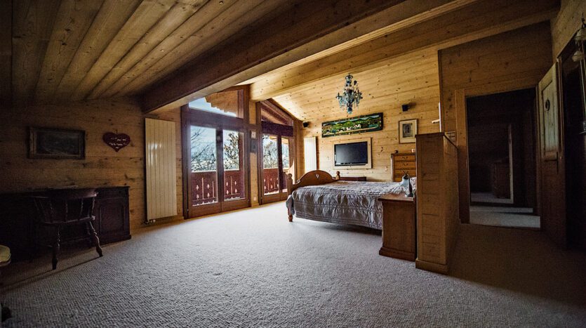 Chalet Susabel Bedroom Wide Angle View