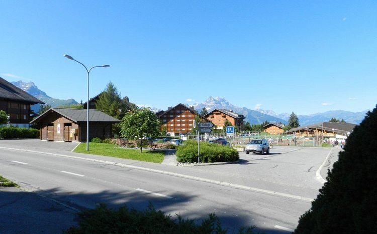 Du Soleil Street View