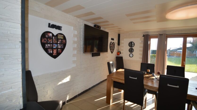 Chalet Tangas Dining Room Television