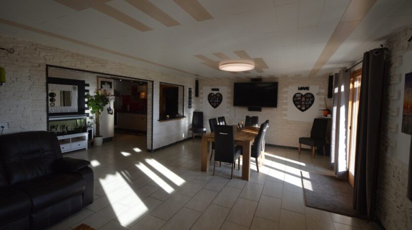 Chalet Tangas Dining Seating And Hallway