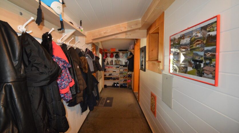 Chalet Tangas Hallway