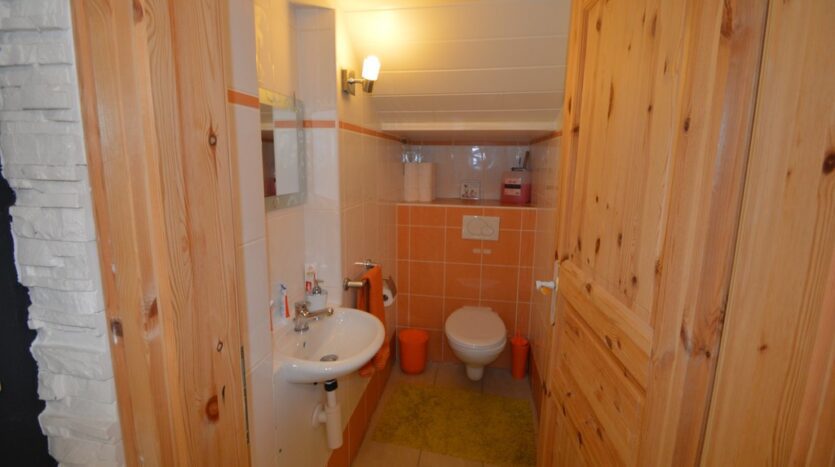 Chalet Tangas Bathroom