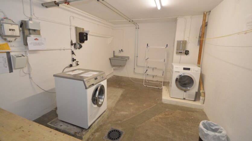 Du Soleil Utility Room