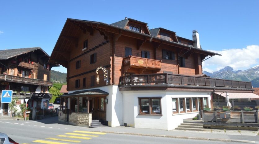 Du Soleil Building View