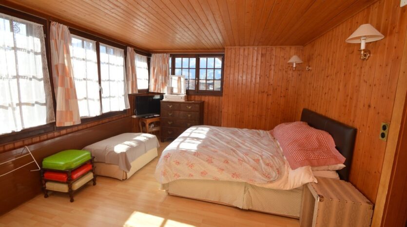 Du Soleil Bedroom Wide View