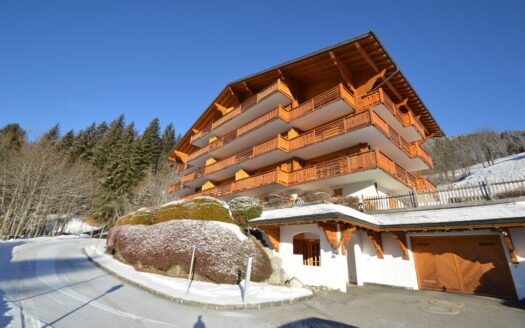 Grand Roc Outside Building