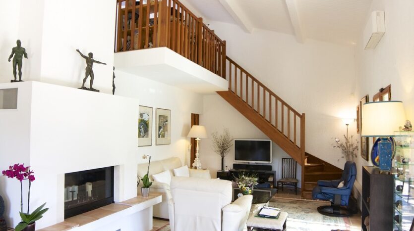 Villa Le Riou Stairs