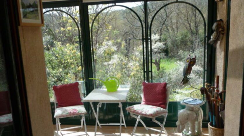 Villa Le Riou Conservatory Chairs