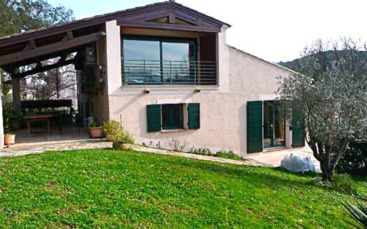 Villa Le Riou Main Building